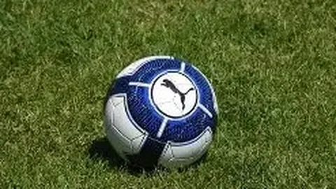 英超赛季风云再起：阿森纳领跑，曼城紧随其后，利物浦争冠路上稳扎稳打，曼联力争前五巅峰对决！