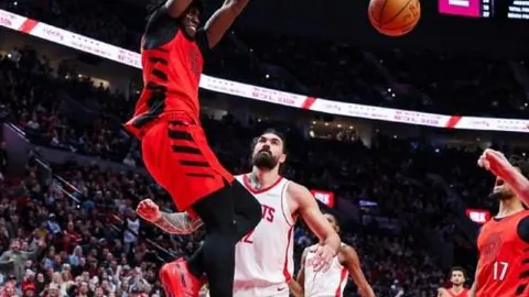 “休城老鹰恐释卡佩拉，球员或离队”